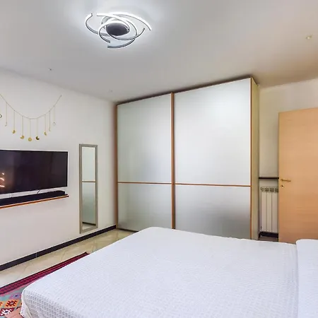 Beautiful In Pra' With Wifi And 2 Bedrooms Genoa